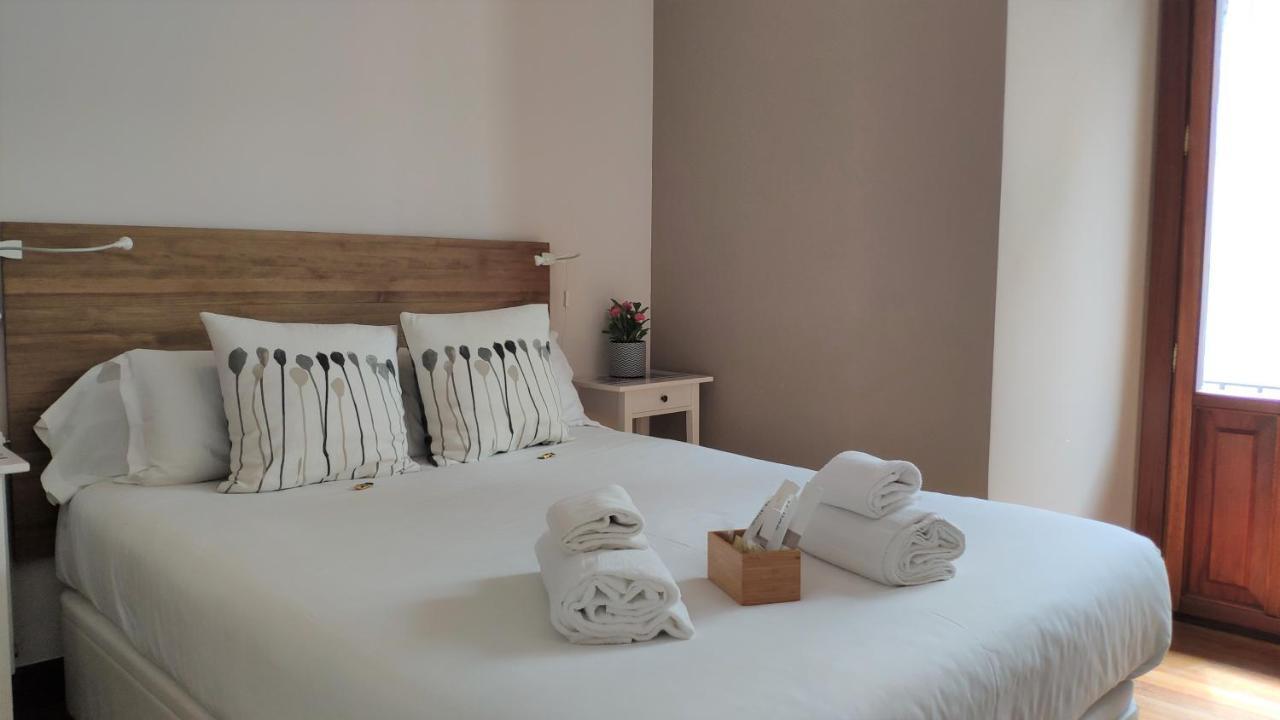 Standard Suite,1541827819:JPEG
