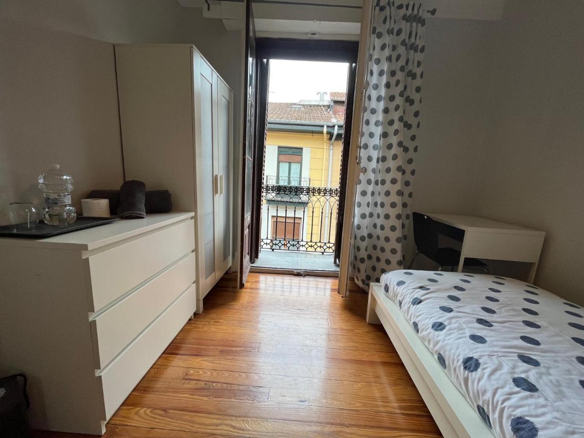 Chambre Simple avec Salle de Bains Commune